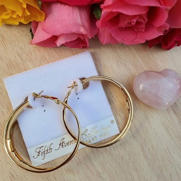 Swarovski Crystal Hoop Gold Earrings - Picture 2 of 6